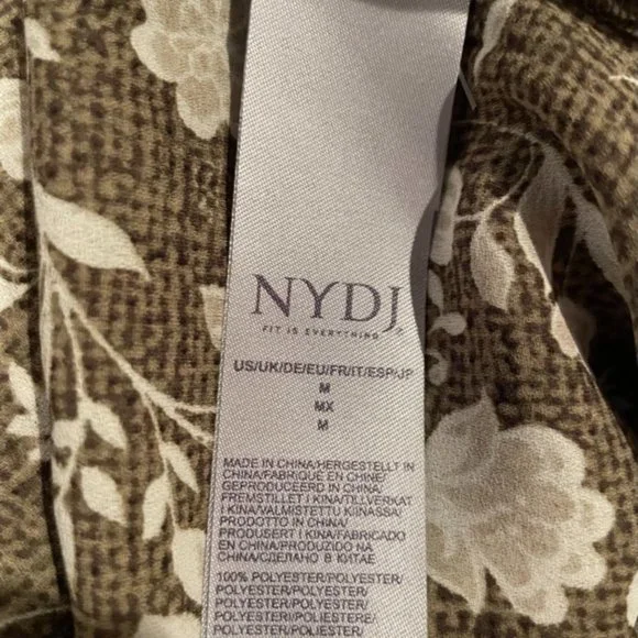 NYDJ Long Sleeve Button Blouse - M - Picture 9 of 9